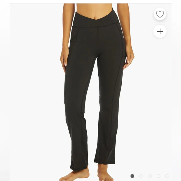Free People Movement Black Shanti Straight Leg Leggings - Picture 9 of 10